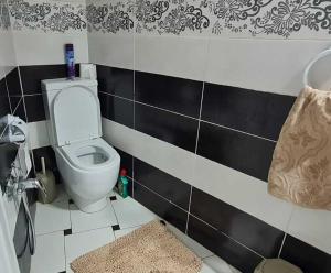 Koupelna v ubytování Ain Damous Farmhouse