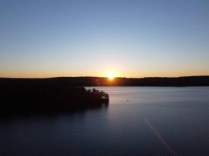 Naturlandskabet i nærheden af feriehuset + 42 billeder
