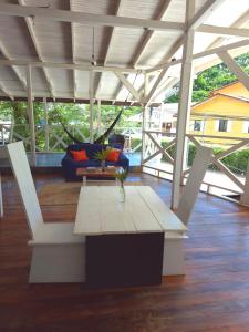 Balcone o terrazza di Lizard King Hotel & Suites