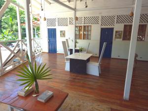 Foto dalla galleria di Lizard King Hotel & Suites a Puerto Viejo