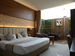 Postel nebo postele na pokoji v ubytování Kayan Al Taif Hotel + 75 fotografií