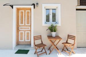 Gallery image of Redon Marias House 1 in Ágios Matthaíos