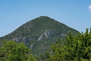Gallery image of Redon Marias House 1 in Ágios Matthaíos +8 photos