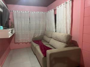 Ruang duduk di Casa de temporada na serra