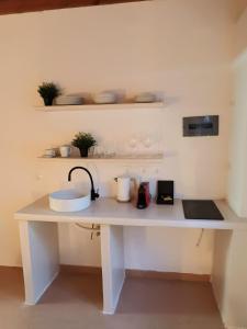 Gallery image of Amazing Experience in Cyclades in Adamas