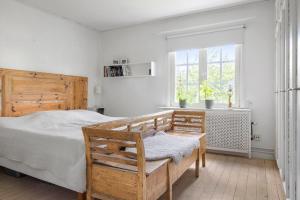 Postel nebo postele na pokoji v ubytování Harmonious family-friendly villa
