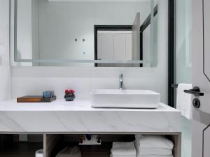 Shenzhen Shatoujiao Subway Station Apartment Hotel衛浴