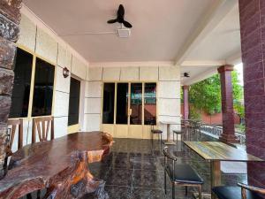 Fotografie z fotogalerie ubytování AGA Stay & Kitchen v destinaci Battambang + 16 fotografií