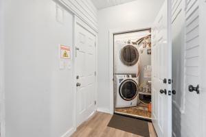 Fotografie z fotogalerie ubytování 2br Bungalow Plaza & Uptown Private Yard #09 v destinaci Oklahoma City