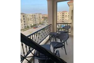 Балкон или терраса в Luxury Apt in Mivida Avenue