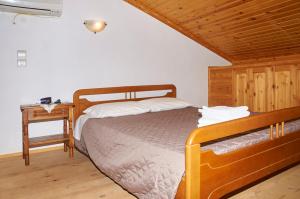 Φωτογραφία από το άλμπουμ του Athina Studios στη Σύμη