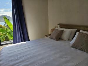 T3 tout confort avec vue panoramique客房内的一张或多张床位