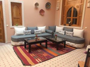 A seating area at Riad Jenan Adam