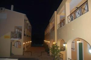 Imagen de la galería de Complex Lemon Grove, en Kavos