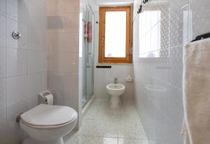 A bathroom at Casa Baleari 28C