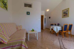 Posezení v ubytování Apartments in Dramalj 39030