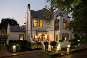 Gallery image of Courtyard Hotel Arcadia in Pretoria