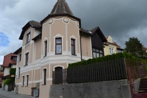Budova, v ktorej sa apartmán nachádza