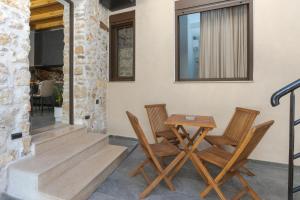 Posezení v ubytování Anassa 14 Luxury One Bedroom Maisonette