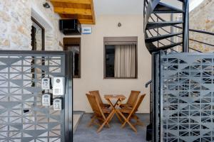 Fotografie z fotogalerie ubytování Anassa 14 Luxury One Bedroom Maisonette v destinaci Heráklion