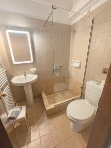 Ванная комната в Hotel Molyvos I