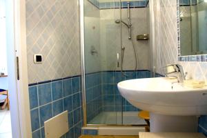Koupelna v ubytování B&B Amphisya