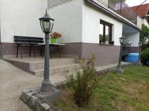 Budova, kde se vila nachází