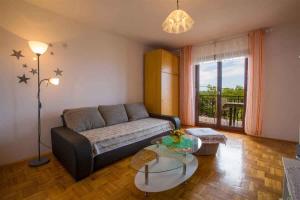 Posezení v ubytování Apartments in Jadranovo 39281