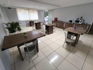 Kuchyň nebo kuchyňský kout v ubytování Hotel Vitória - Guaíra