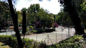 Photo de la galerie de l'établissement Beau studio à Six-Fours-les-Plages à 150 m de la mer, à Six-Fours-les-Plages