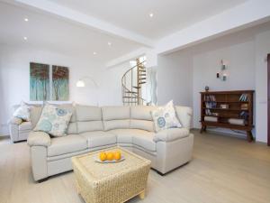 Posedenie v ubytovaní Modern Villa In Los Mojones 4 Bedrooms Large Heated Pool Villa Mojones Puerto Del Carmen