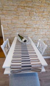 Fotografia z galérie ubytovania Apartment in Veli Losinj 33734 vo Veli Lošinj