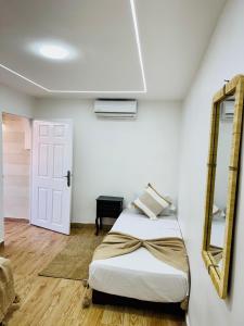 Postel nebo postele na pokoji v ubytování Maison N 07 + 17 fotografií