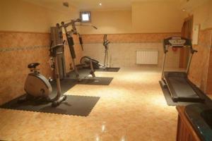 Fitness centrum a/nebo fitness zařízení v ubytování Hotel Portas Do Dao