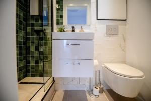 Koupelna v ubytování Retreat on Victoriei