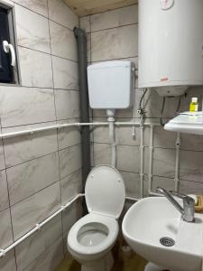 Bilik mandi di MERAK STD