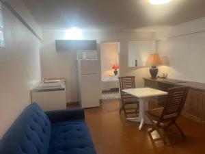 Kuchyň nebo kuchyňský kout v ubytování APPARTEMENT AMARYLLIS à 3 min de la PLAGE Pointe Marin