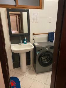 Ένα μπάνιο στο Gloden View Apartments