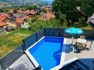 Πισίνα στο ή κοντά στο Villa Sun Visoko