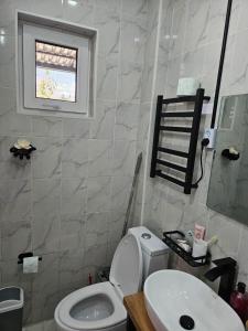 Ένα μπάνιο στο Радуга Вест 27G