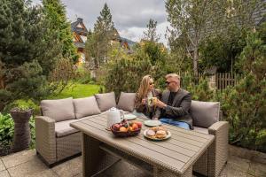 Mâncare la sau în apropiere de această vilă