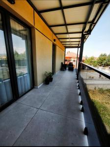 Balkón nebo terasa v ubytování Aura apartment