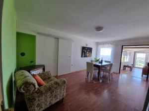 Fotografie z fotogalerie ubytování Apartma Olivia v destinaci Šmarje + 4 fotografie