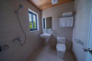 Kupatilo u objektu Xinghai Seaview Guesthouse