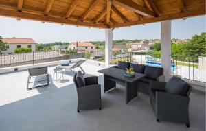 Posezení v ubytování Villa Blue Moon