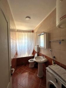 Ένα μπάνιο στο Tivat Apartmani