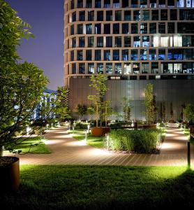 Κήπος έξω από το LaKru Apartments Global Office, Free Garage, Self Check-in