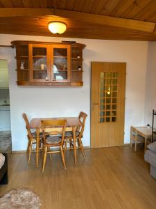 Гостиная зона в Alpine Sun apartment +17 фотографий