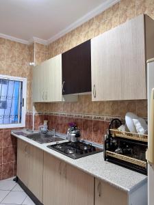 Kuchyň nebo kuchyňský kout v ubytování Apartment for rent