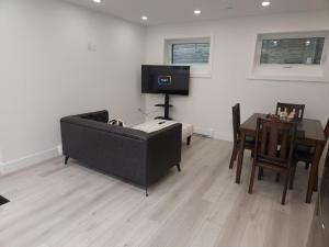 Billede fra billedgalleriet på Effortless Elegance: 1-Bedroom Condo Retreat i Vancouver